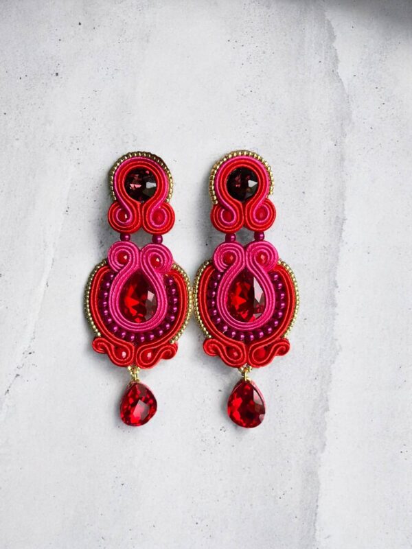 LOLA RED